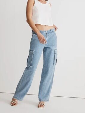 Low slung straight cargo jeans